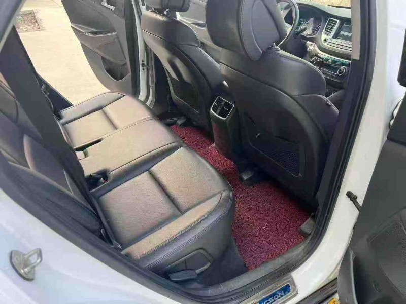 徐州17年现代途胜6