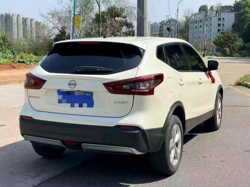 三明23年日产逍客7