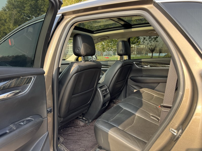 盐城16年凯迪拉克XT57