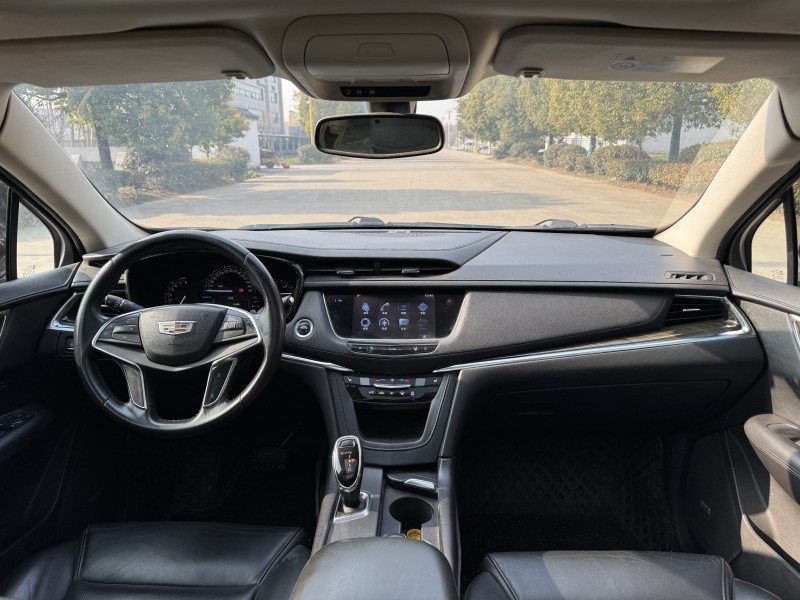 盐城16年凯迪拉克XT59