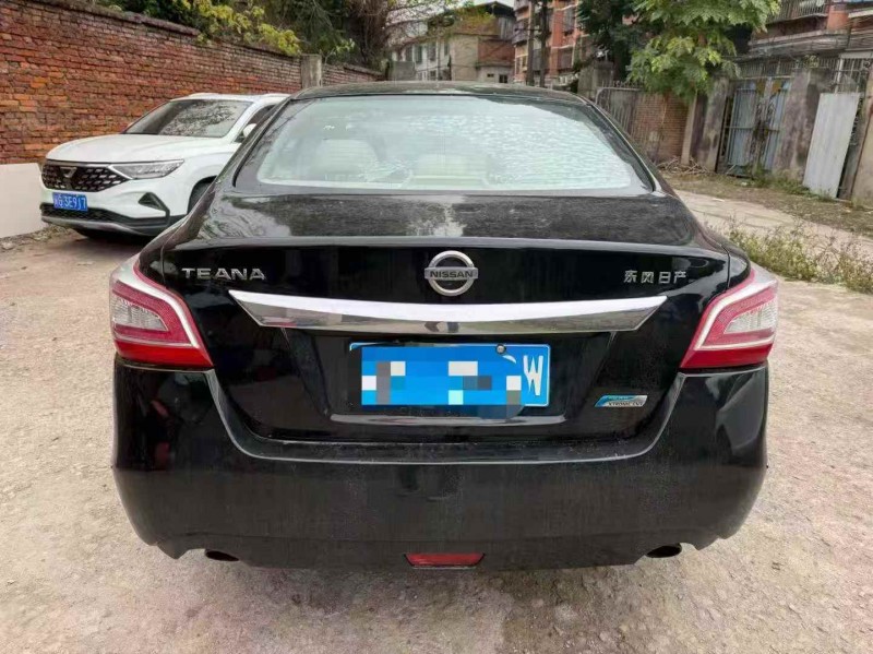 南平14年日产天籁8