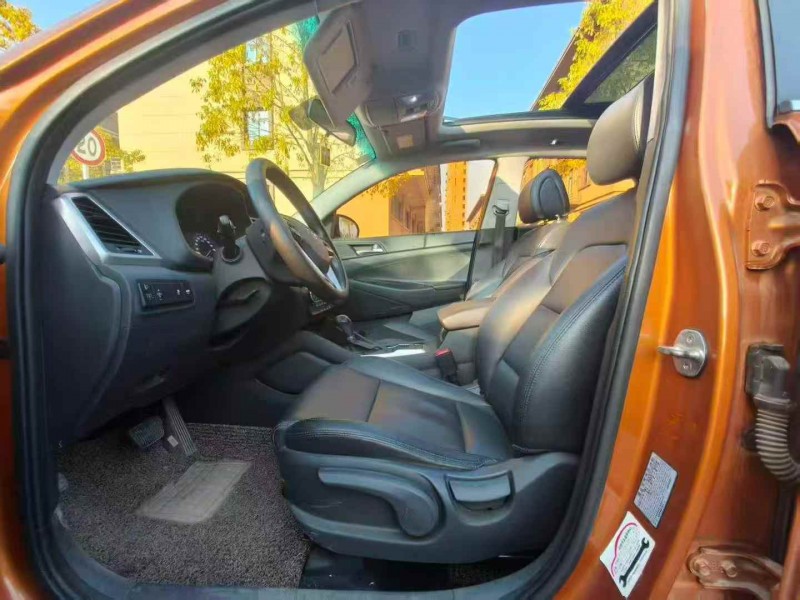 南平16年現代途勝4