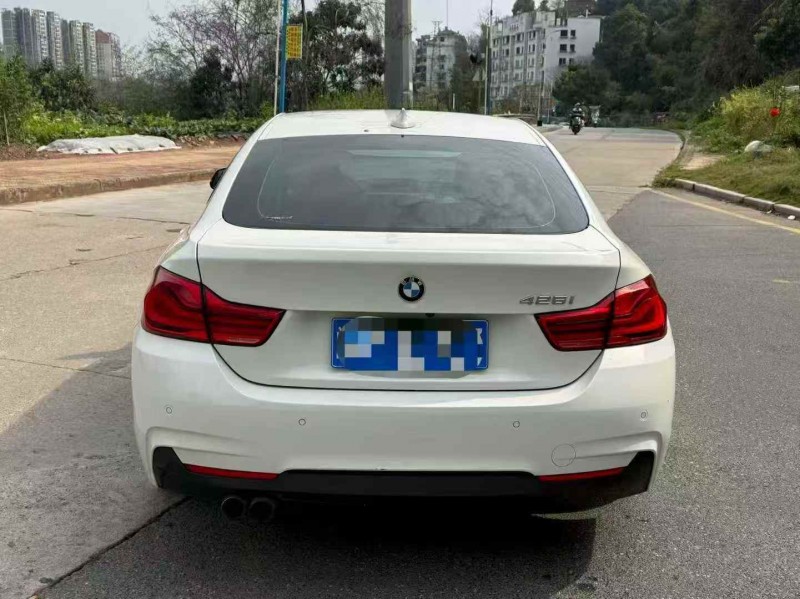 南平18年宝马4系8