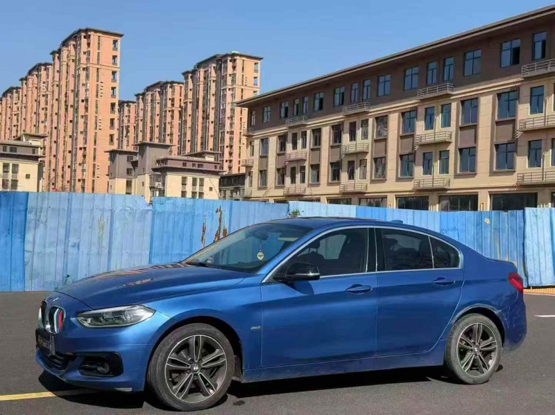 泉州18年宝马1系2