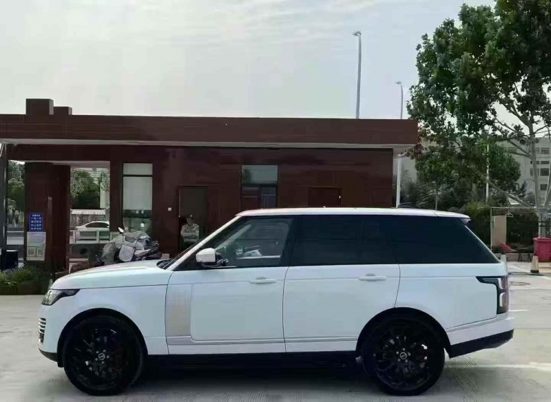 馬鞍山19年路虎攬勝行政3