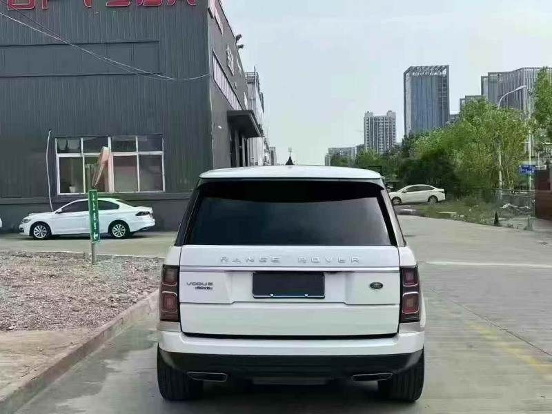 馬鞍山19年路虎攬勝行政9