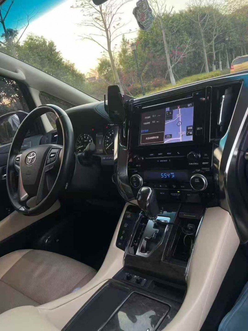 南平19年豐田埃爾法7