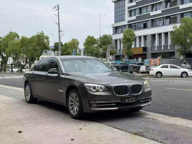 南平14年寶馬7系2