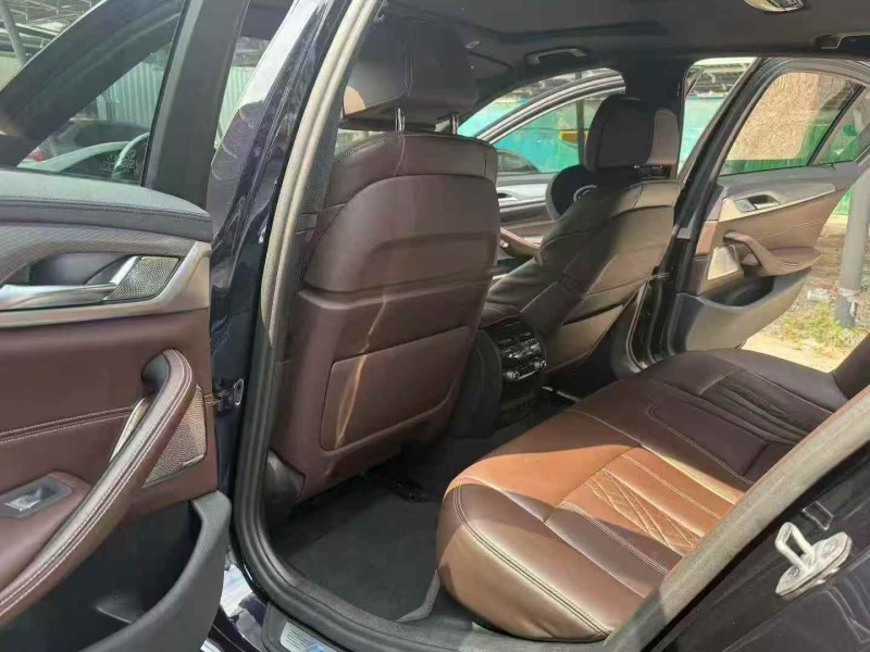 珠海20年宝马5系4