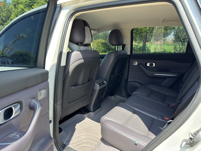 盐城24年零跑汽车C107