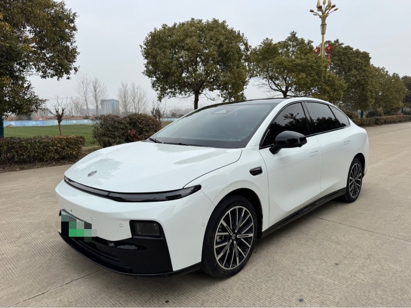 盐城25年零跑汽车B102