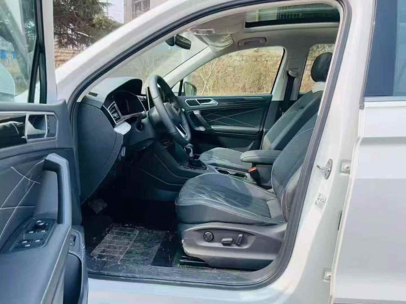 烟台25年大众途观6