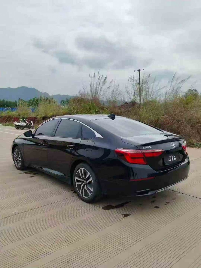 钦州23年本田英诗派7