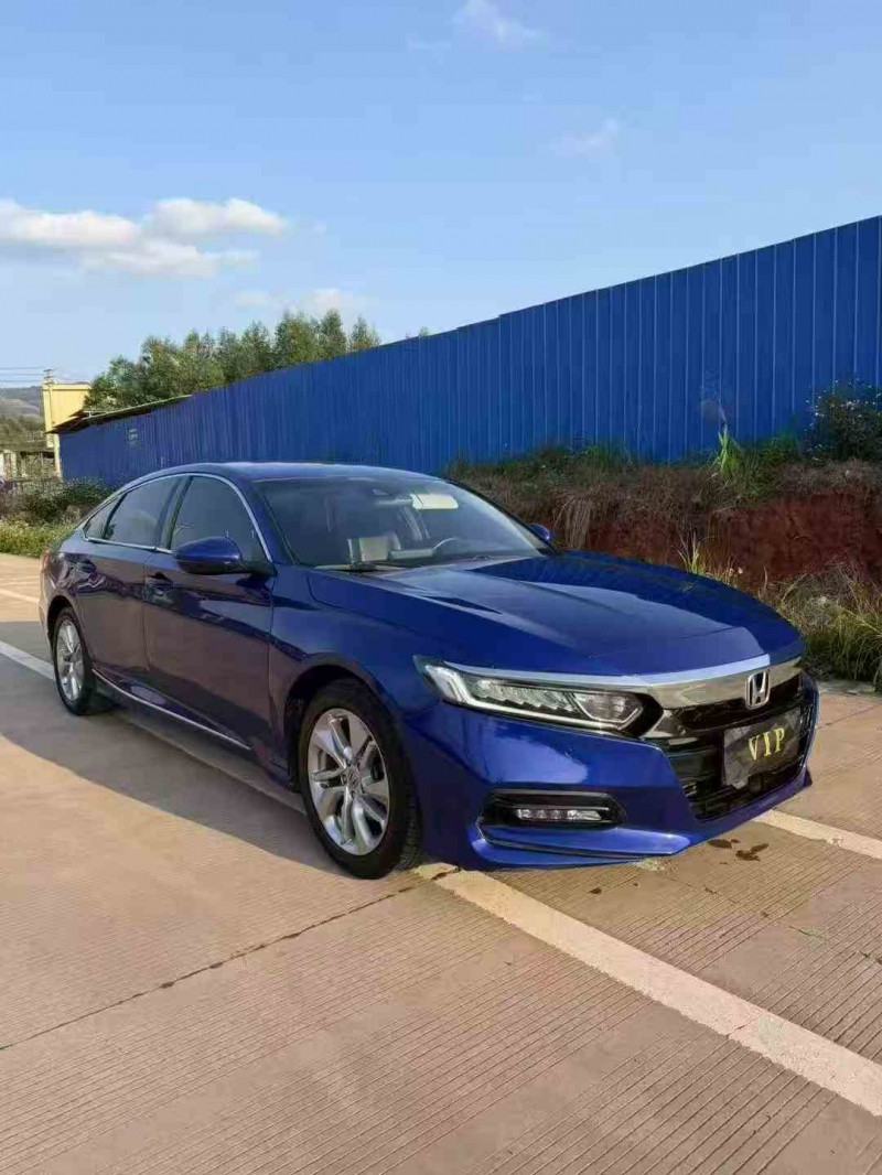 钦州19年本田雅阁2