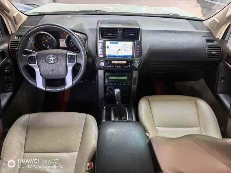 乌海12年丰田普拉多3