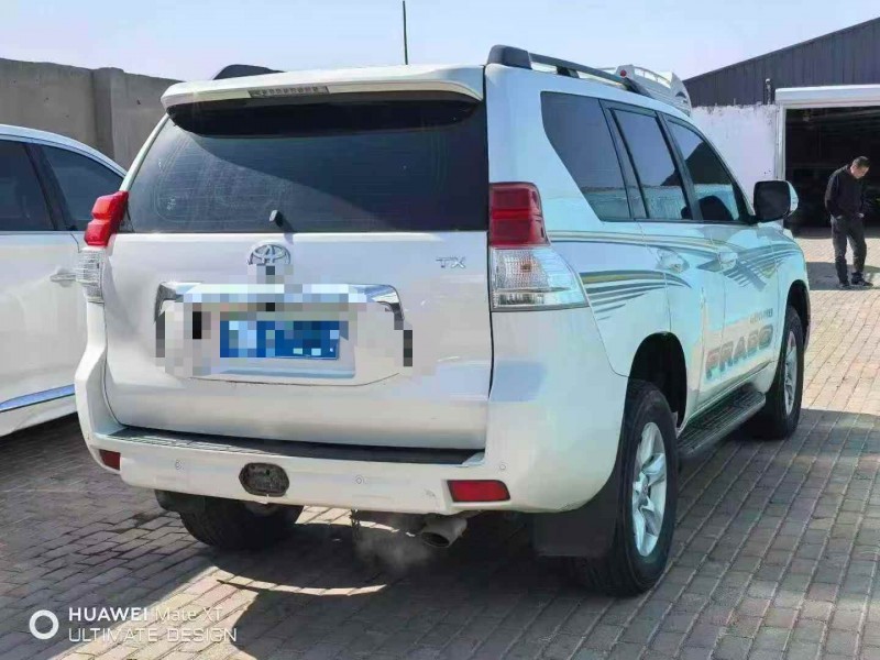 乌海12年丰田普拉多9