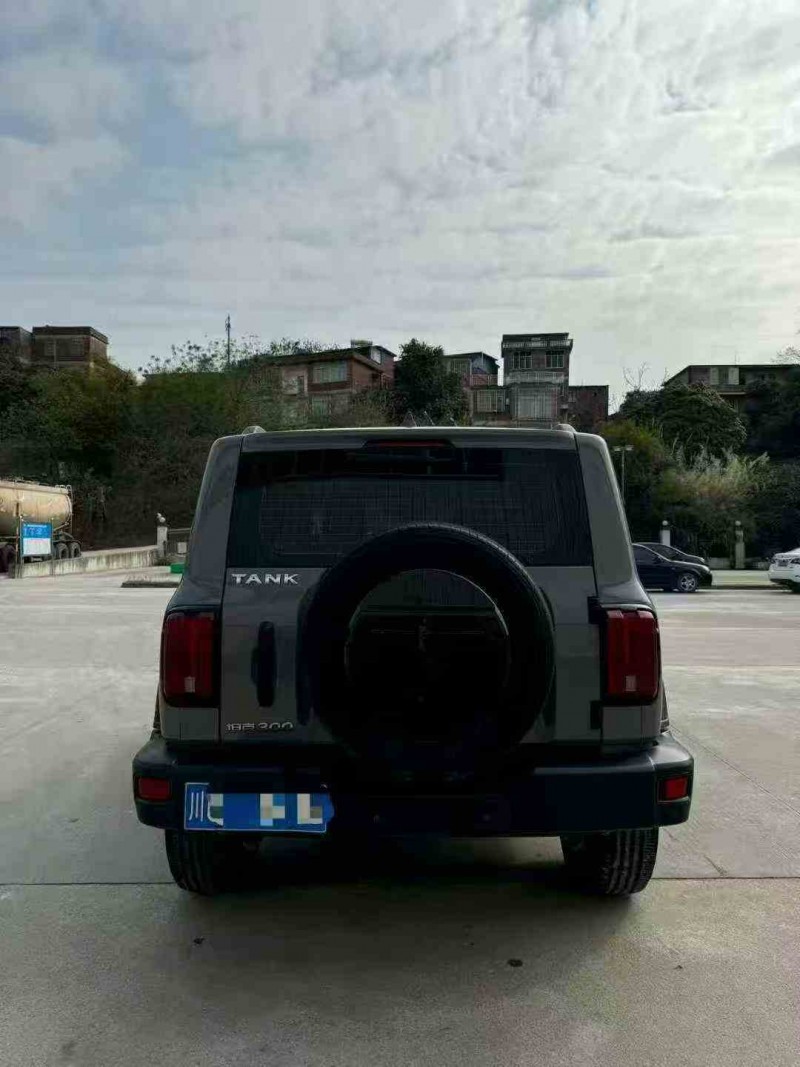 钦州23年长城汽车坦克9