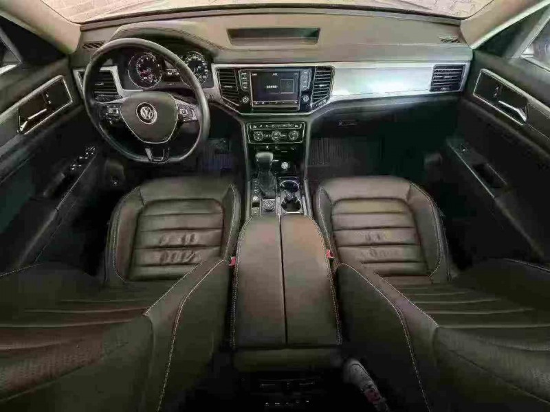 北海18年大众途昂6