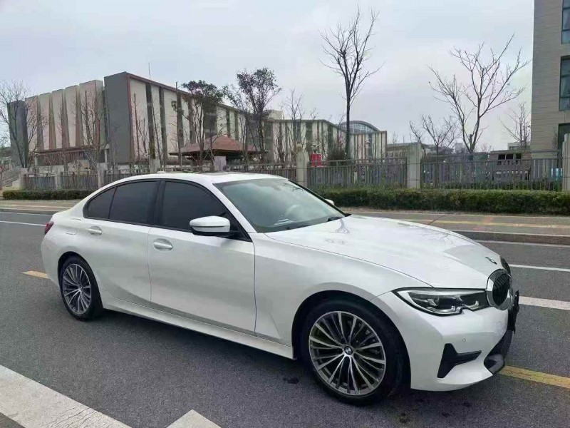 北海21年宝马5系2