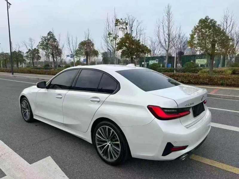 北海21年宝马5系7