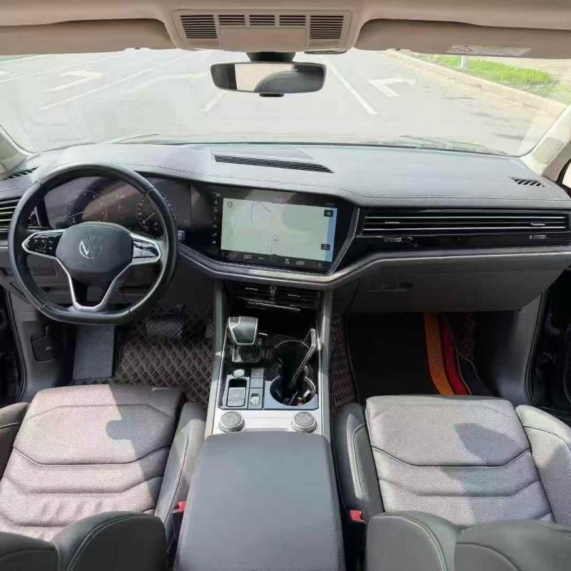 济宁22年大众途锐4