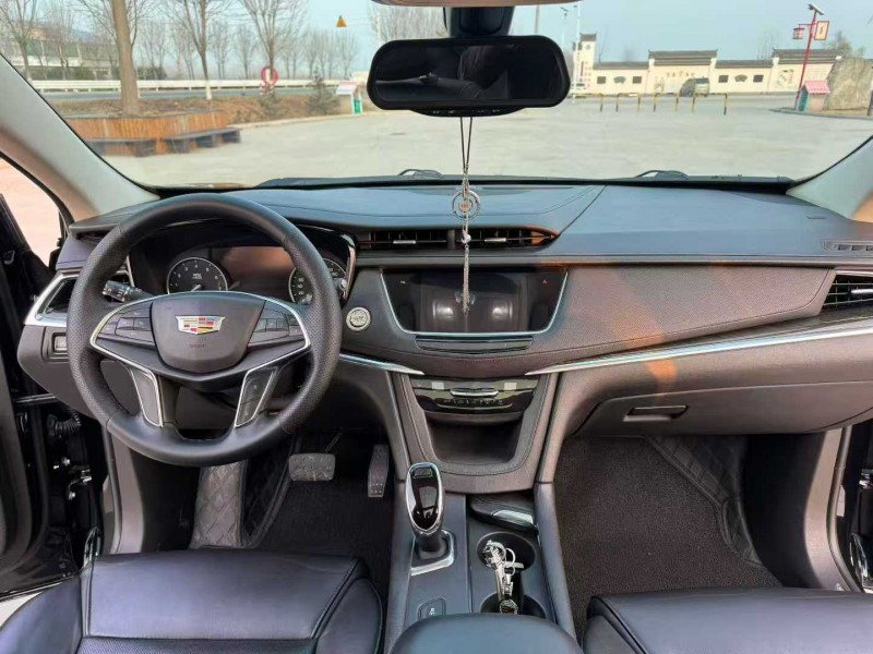 徐州18年凯迪拉克XT54