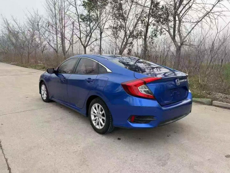 连云港17年本田思域7