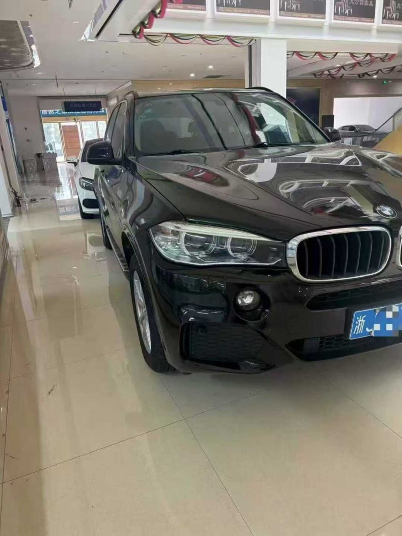 金华16年宝马X52