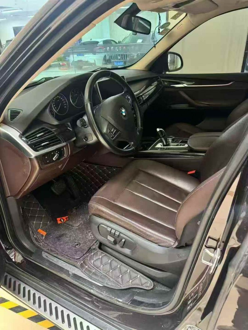 金华16年宝马X54