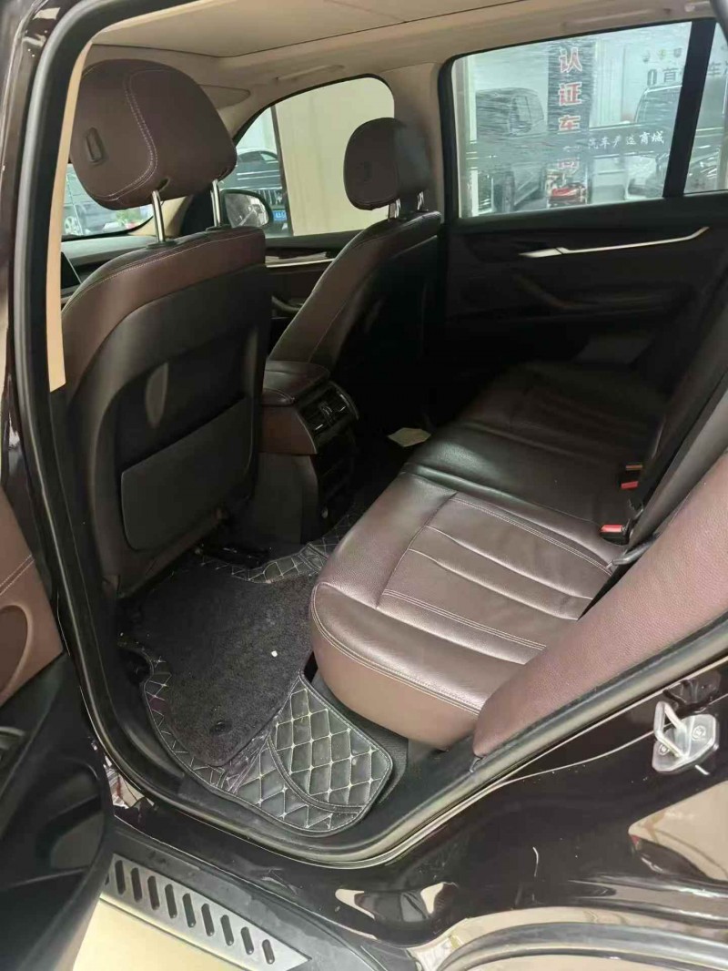 金华16年宝马X56