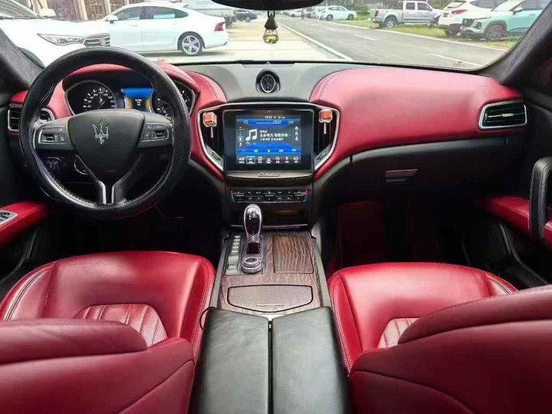 东营16年玛莎拉蒂Ghibli5