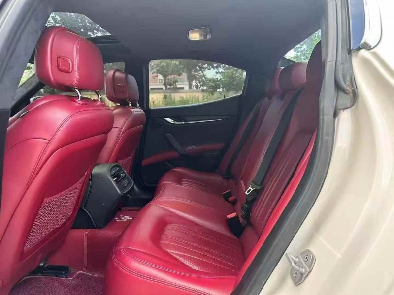 东营16年玛莎拉蒂Ghibli6