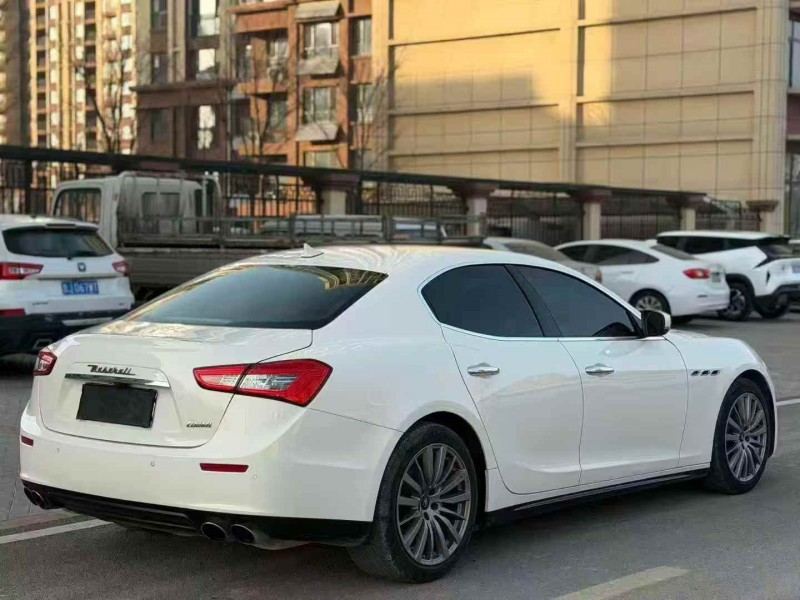 东营16年玛莎拉蒂Ghibli9