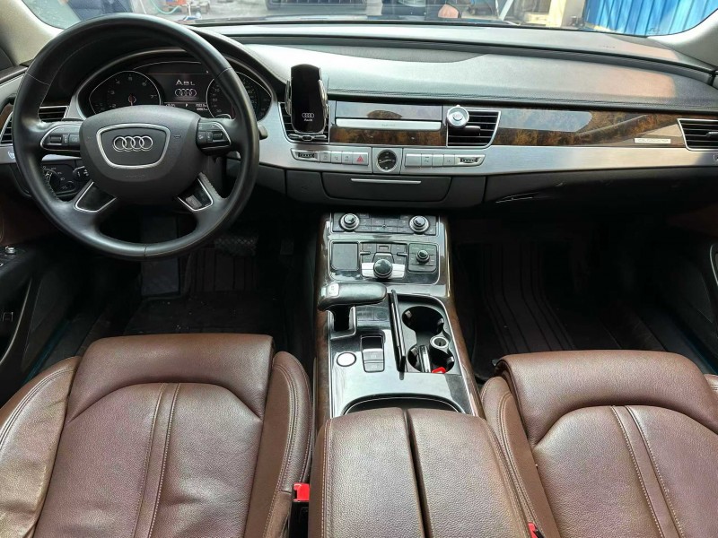 潍坊17年奥迪A8L5