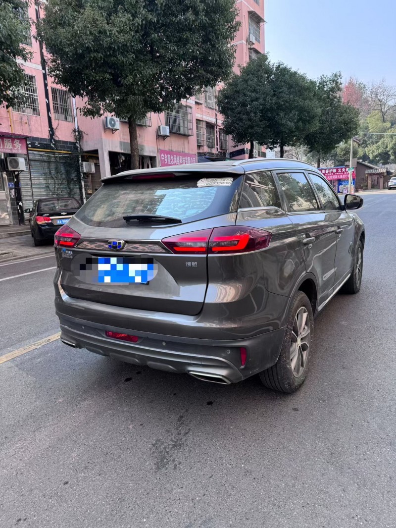 邵陽19年吉利博越9