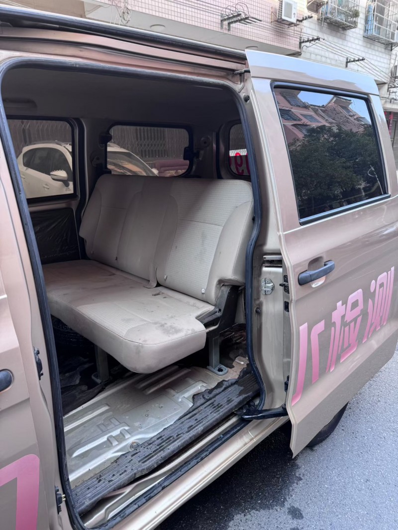 張家界21年五菱汽車宏光6