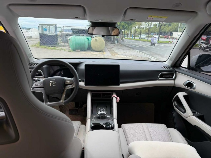 南寧24年比亞迪元5