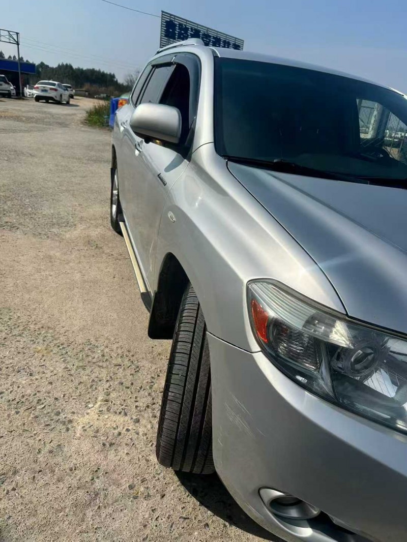 南寧10年豐田漢蘭達2