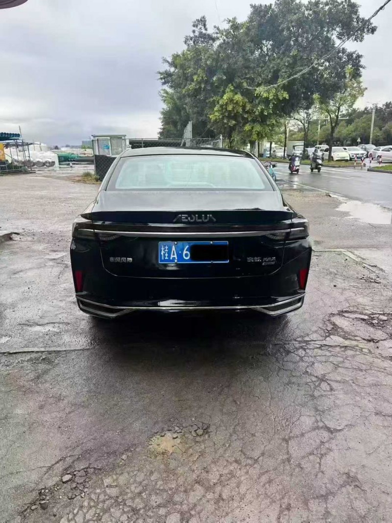 南宁24年东风奕炫9