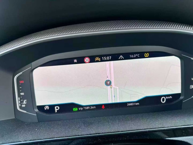 南宁24年大众CC6