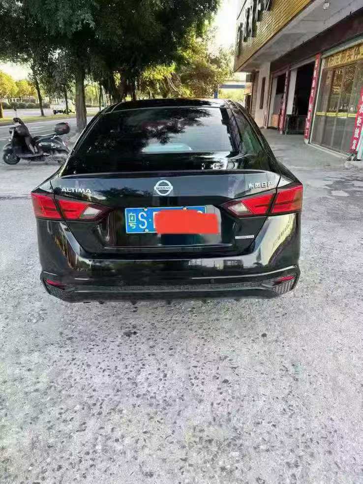 南宁19年日产天籁9