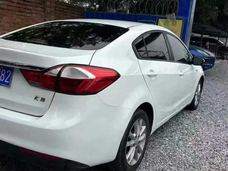 南宁18年起亚K38