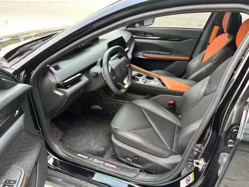 南寧23年長安汽車UNI4