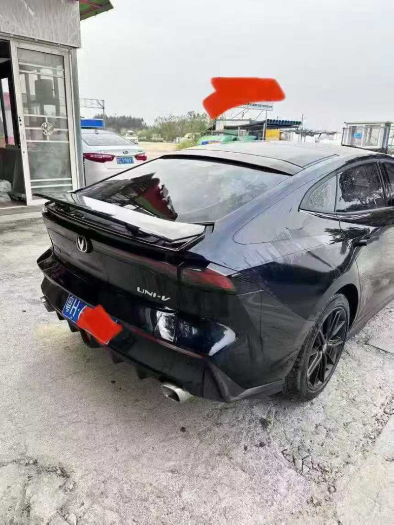 南寧23年長安汽車UNI8