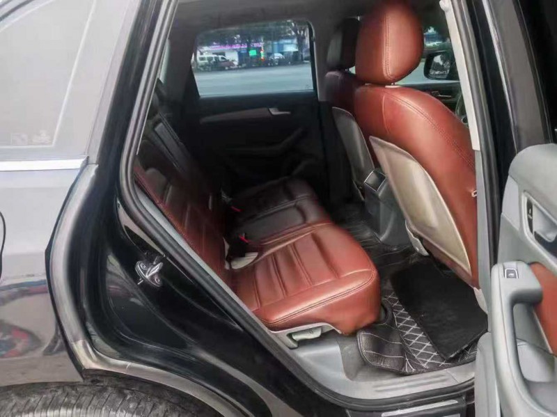 南宁16年奥迪Q56