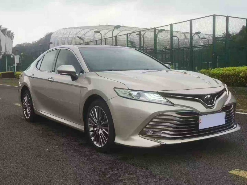 安順20年豐田凱美瑞2