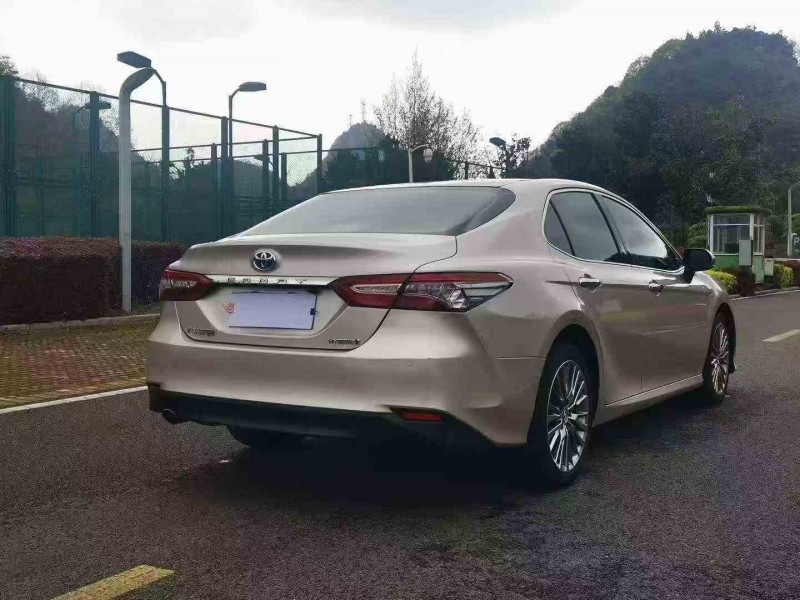 安順20年豐田凱美瑞8