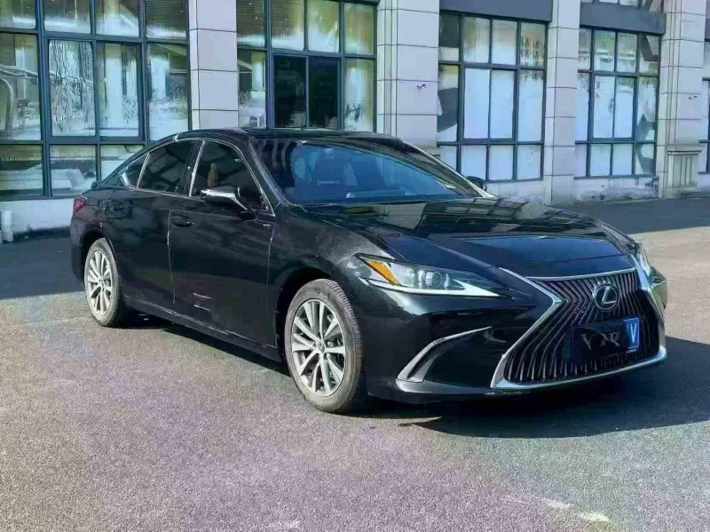 三明21年雷克薩斯ES2