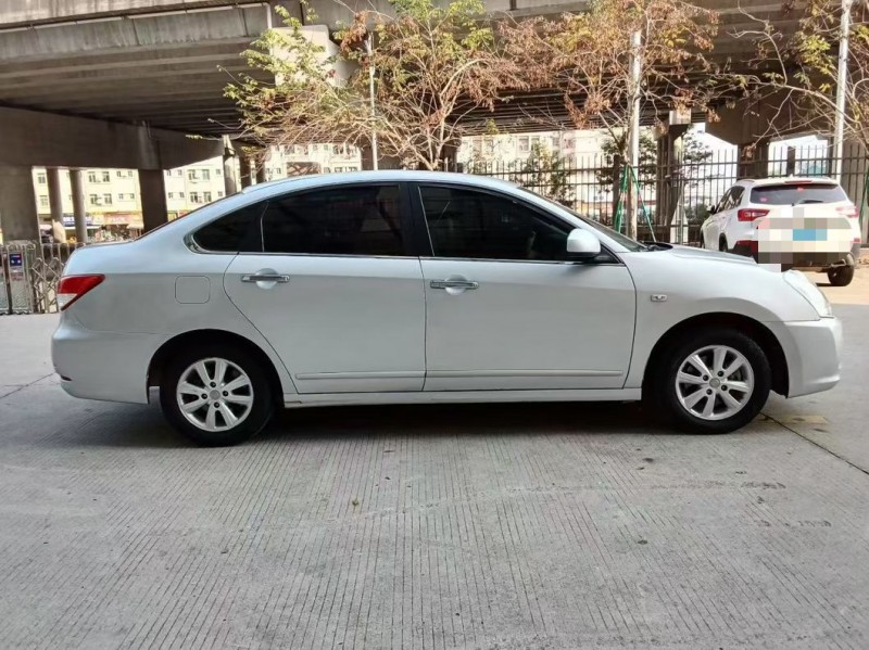 广州18年日产轩逸7