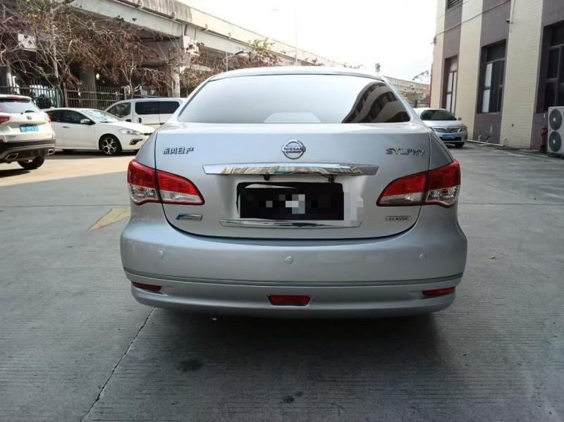 广州18年日产轩逸9